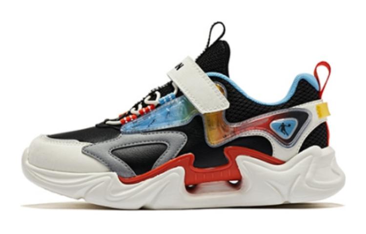 Износостойкая и легкая детская обувь для подростков QIAODAN, черный/оранжевый
Износостойкая и легкая детская обувь для подростков QIAODAN, черный/оранжевый