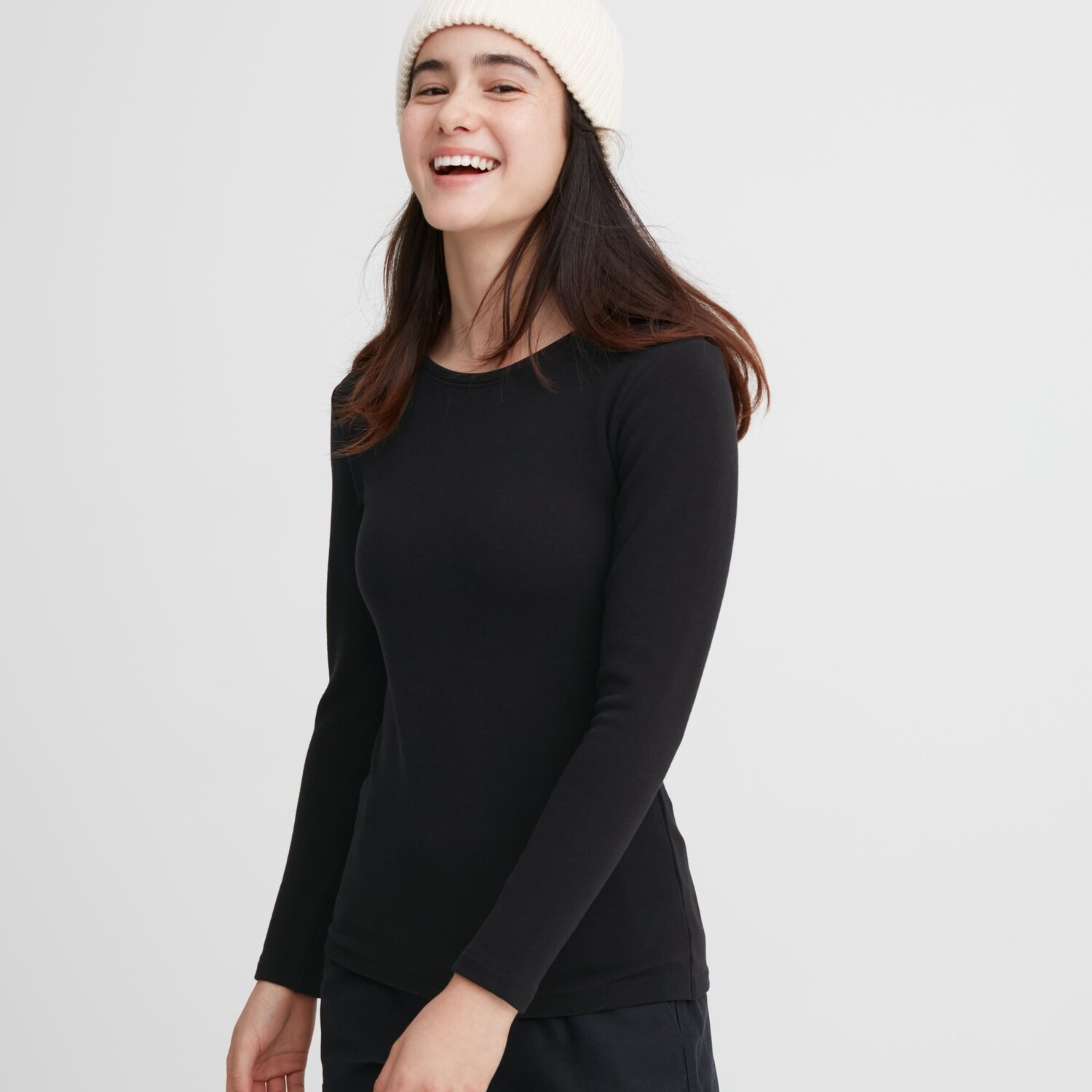 Футболка Uniqlo Heattech Ultra Warm с круглым вырезом, черный 
Футболка Uniqlo Heattech Ultra Warm с круглым вырезом, черный