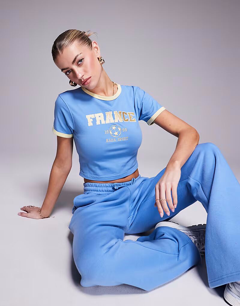 Футболка из высококачественного хлопка с контрастной отделкой, цвет "France baby", синий и желтый Kaiia
Футболка из высококачественного хлопка с контрастной отделкой, цвет "France baby", синий и желтый Kaiia