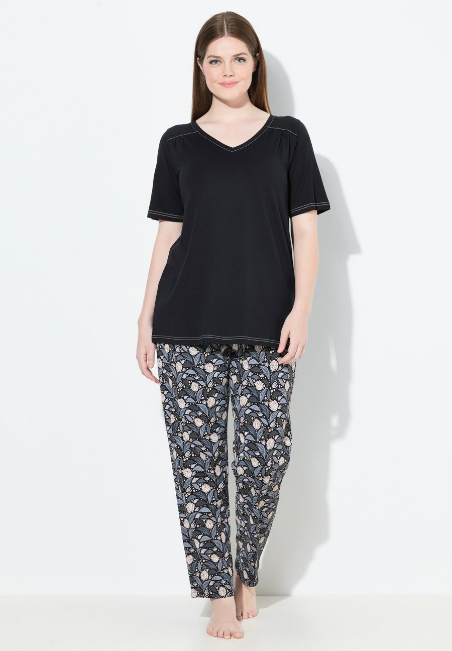 Пижамный комплект Ulla Popken GEOMETRIC LEAF PRINTSET, Black
Пижамный комплект Ulla Popken GEOMETRIC LEAF PRINTSET, Black