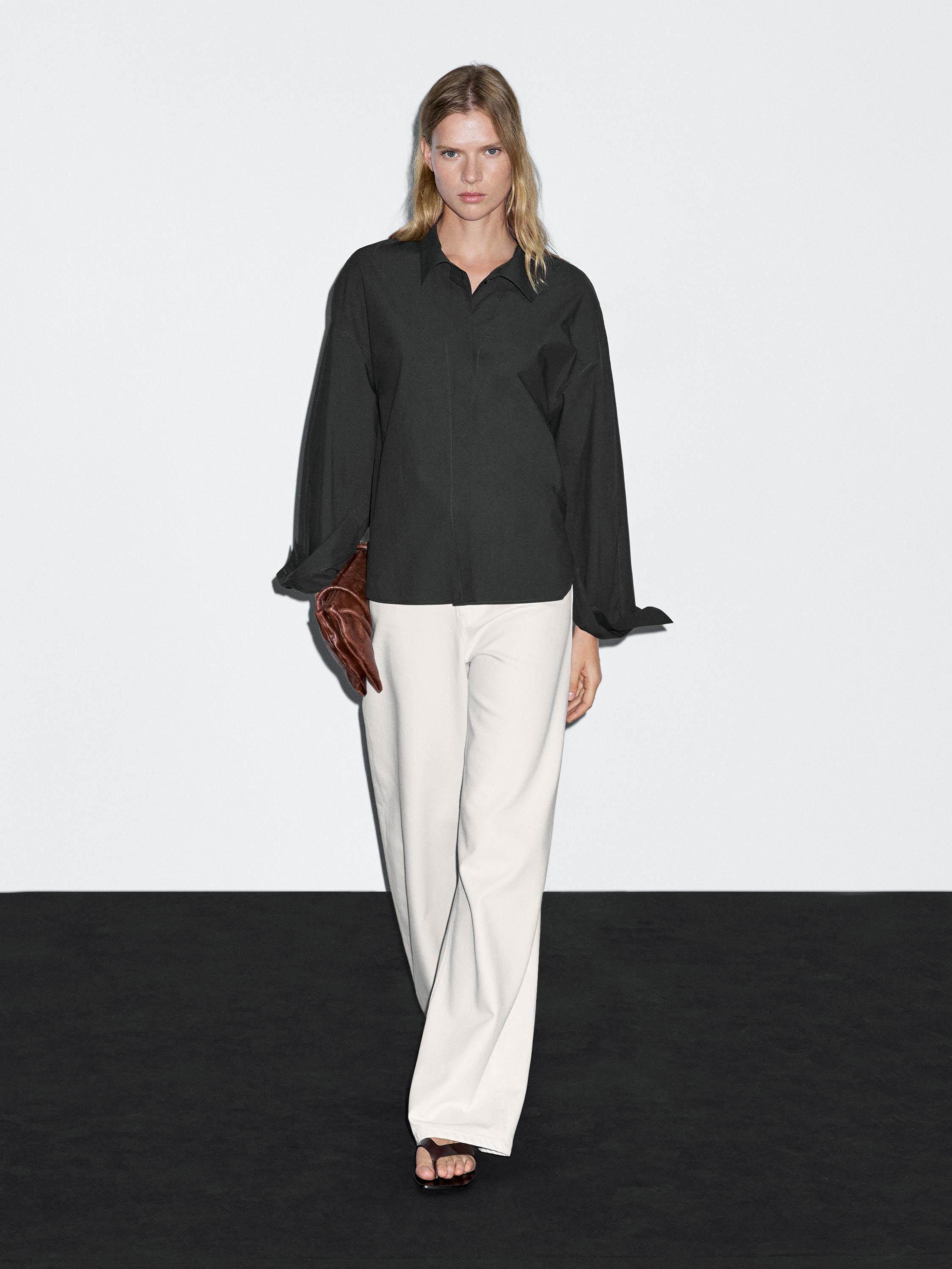 Рубашка свободного кроя из 100% хлопкового поплина Massimo Dutti, Bluish Grey
Рубашка свободного кроя из 100% хлопкового поплина Massimo Dutti, Bluish Grey