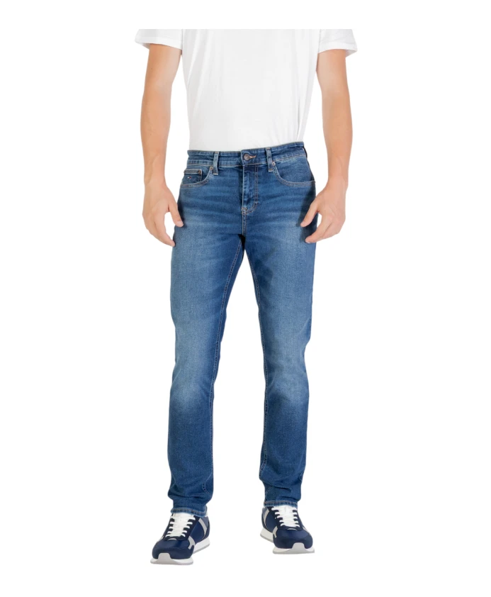 Современные джинсы зауженного кроя, изготовленные из высококачественных материалов. Tommy Jeans, синий
Современные джинсы зауженного кроя, изготовленные из высококачественных материалов. Tommy Jeans, синий