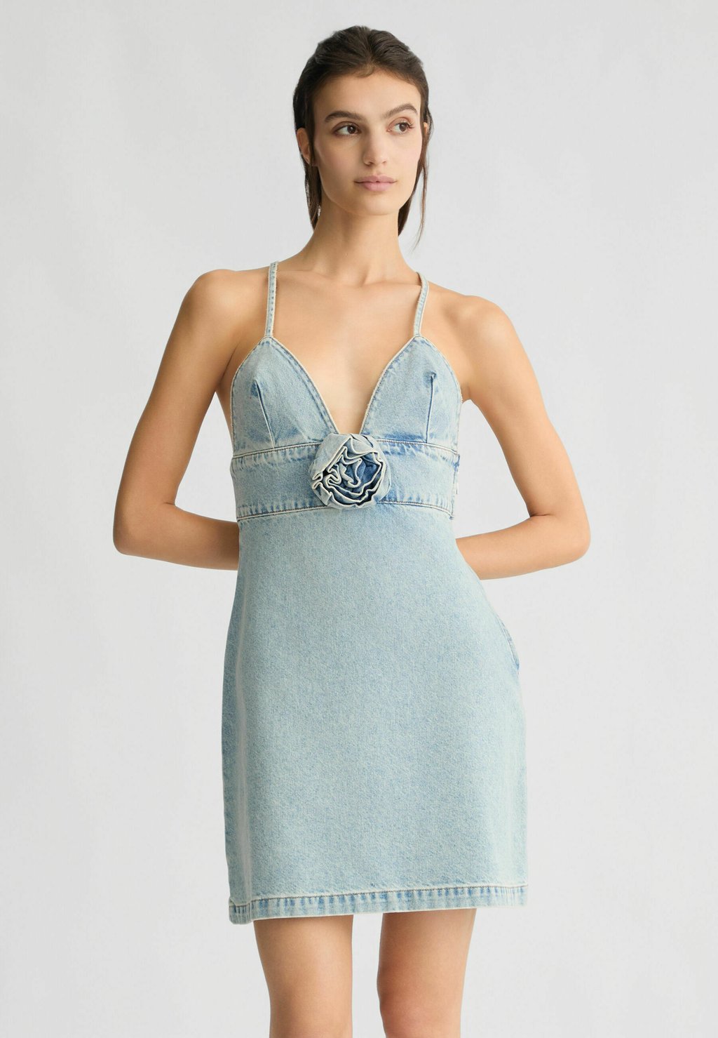 Джинсовое платье LIU JO, синий
Джинсовое платье LIU JO, синий