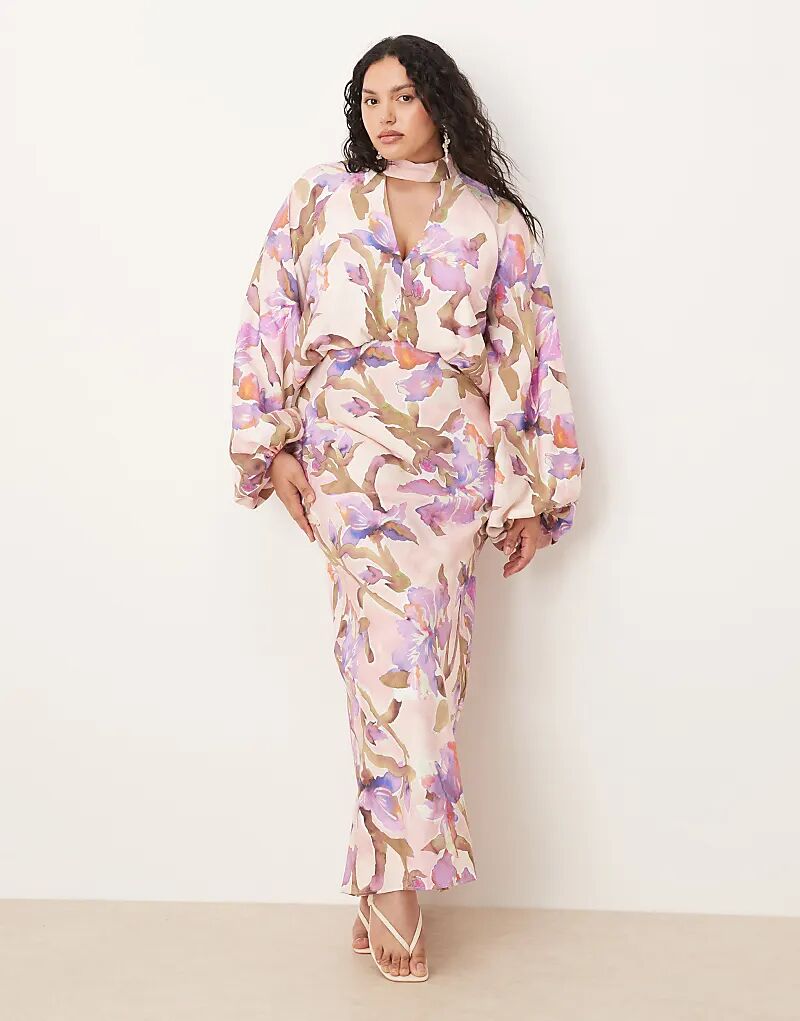 Платье макси ASOS DESIGN Curve с высоким воротом, глубоким декольте и рукавами-блузонами, с сиреневым акварельным цветочным принтом
Платье макси ASOS DESIGN Curve с высоким воротом, глубоким декольте и рукавами-блузонами, с сиреневым акварельным цветочным принтом