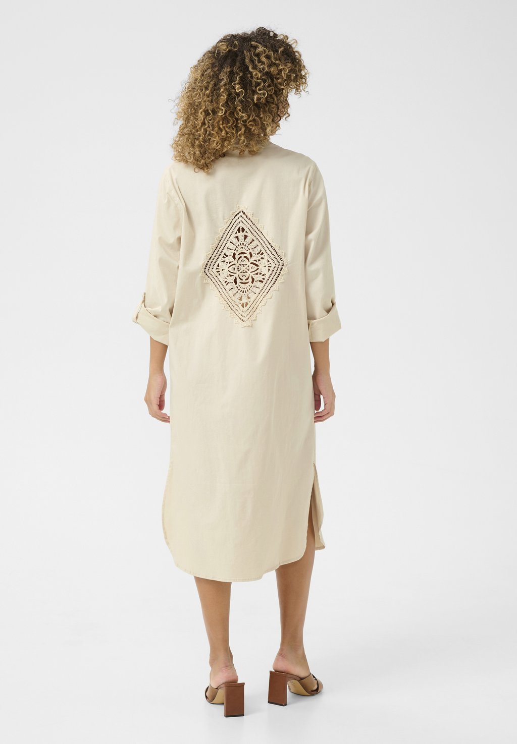 Повседневное платье CRLORRAINE CROCHET BACK Cream, бежевый
Повседневное платье CRLORRAINE CROCHET BACK Cream, бежевый