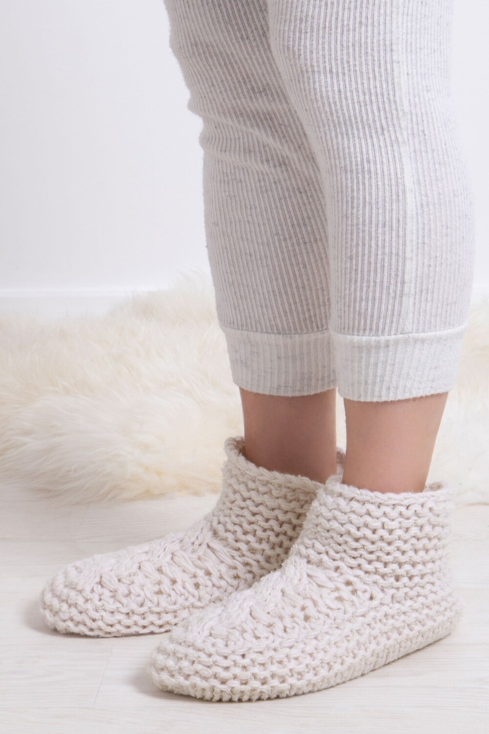 Оригинальные женские носки тапочки, 2 пары Totes, бежевый
Оригинальные женские носки тапочки, 2 пары Totes, бежевый