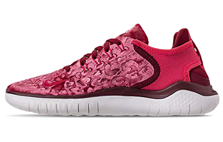 Кроссовки Nike Free RN для женщин
Кроссовки Nike Free RN для женщин
