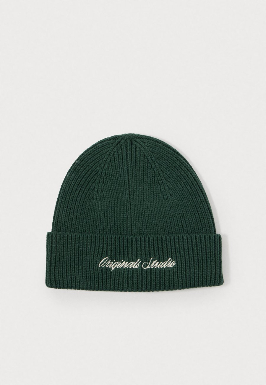 Шапка Jack & Jones JACNORREBRO REGULAR BEANIE, Sycamore/Dark Green
Шапка Jack & Jones JACNORREBRO REGULAR BEANIE, Sycamore/Dark Green