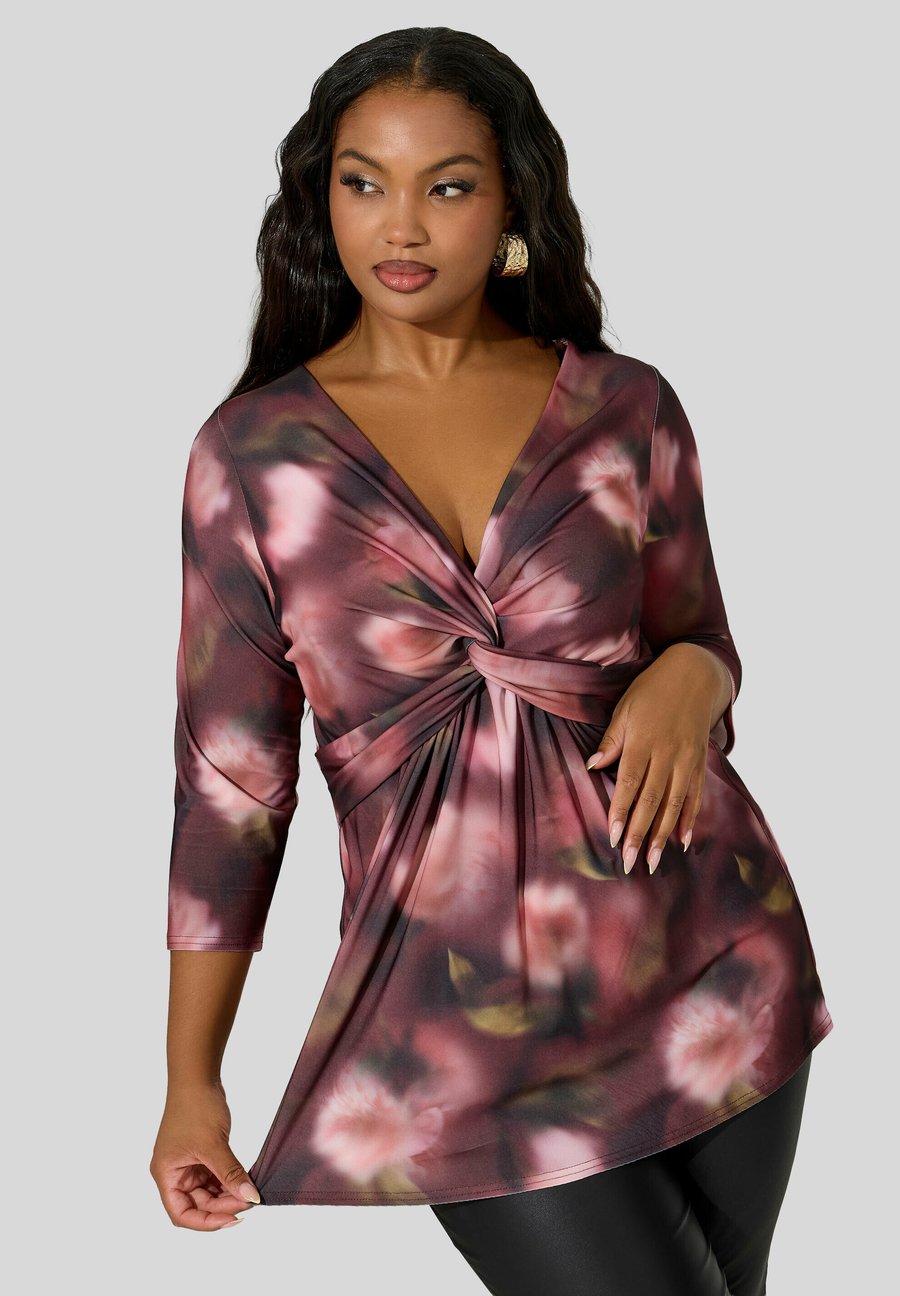 Топ Yours Clothing LONDON CURVE KNOT FRONT , Dark Red
Топ Yours Clothing LONDON CURVE KNOT FRONT , Dark Red