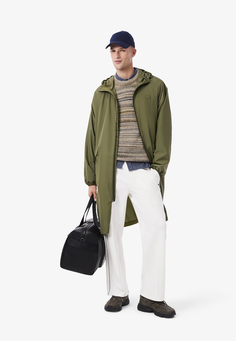 Пальто Lacoste Parka, Vert Kaki Ef/Green
Пальто Lacoste Parka, Vert Kaki Ef/Green