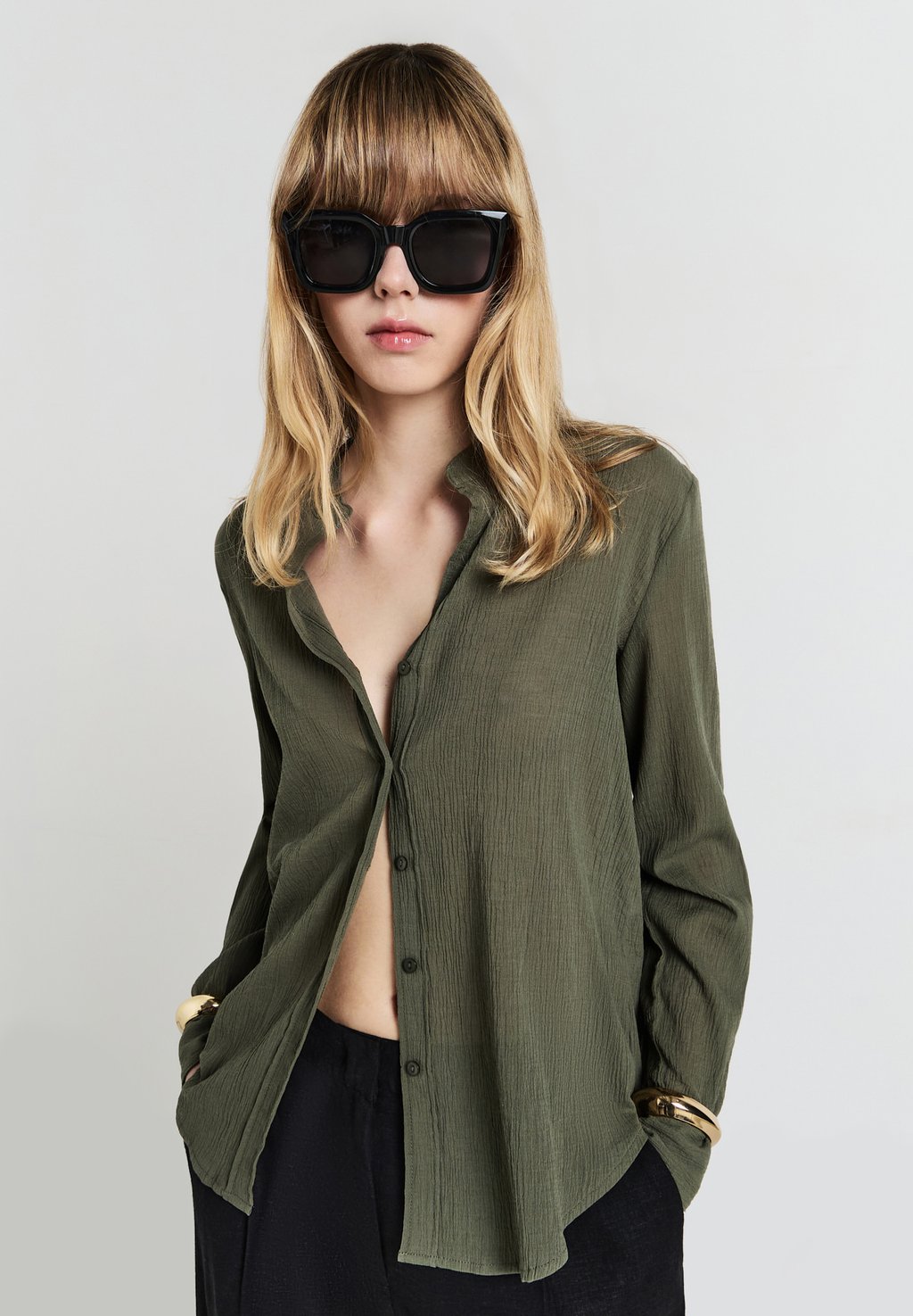 Блузка на пуговицах Calliope, светло-зеленый
Блузка на пуговицах Calliope, светло-зеленый