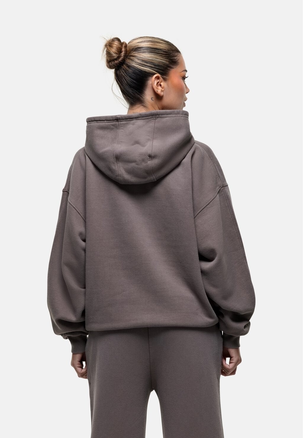 Толстовка с капюшоном WASHED HOODIE Good For Nothing, серо-коричневый
Толстовка с капюшоном WASHED HOODIE Good For Nothing, серо-коричневый