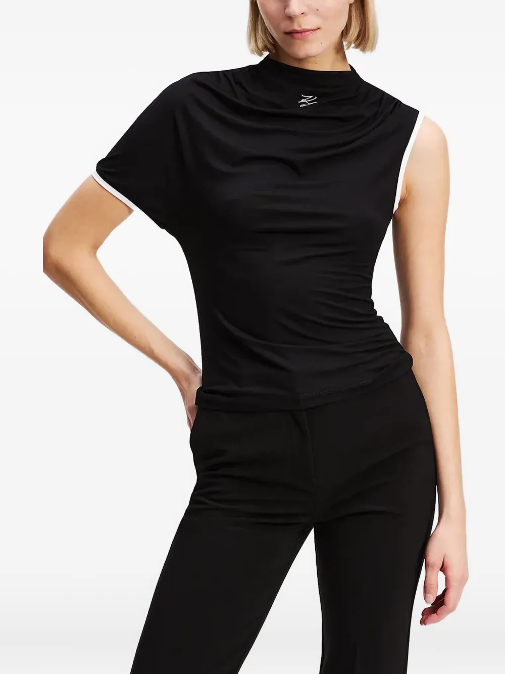 Футболка с одним рукавом KARL LAGERFELD, черный
Футболка с одним рукавом KARL LAGERFELD, черный