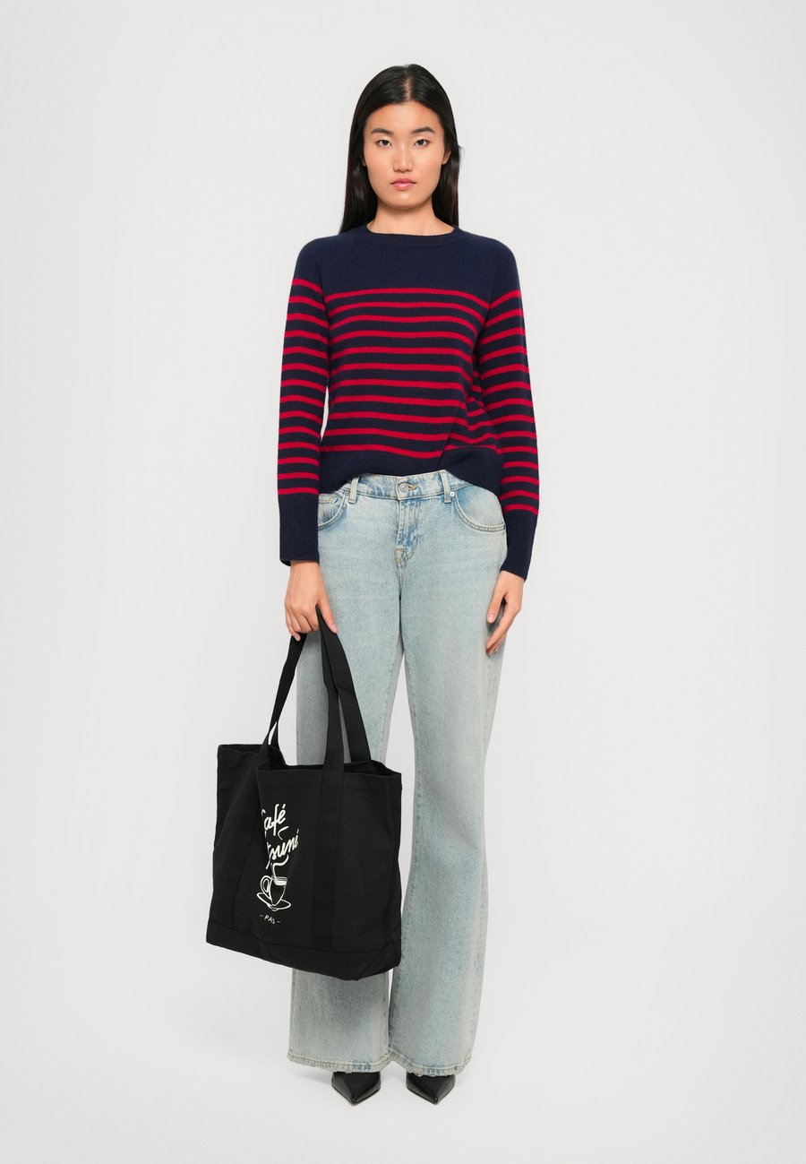 Сумка-шоппер Café Kitsuné COFFEE CUP , Black
Сумка-шоппер Café Kitsuné COFFEE CUP , Black