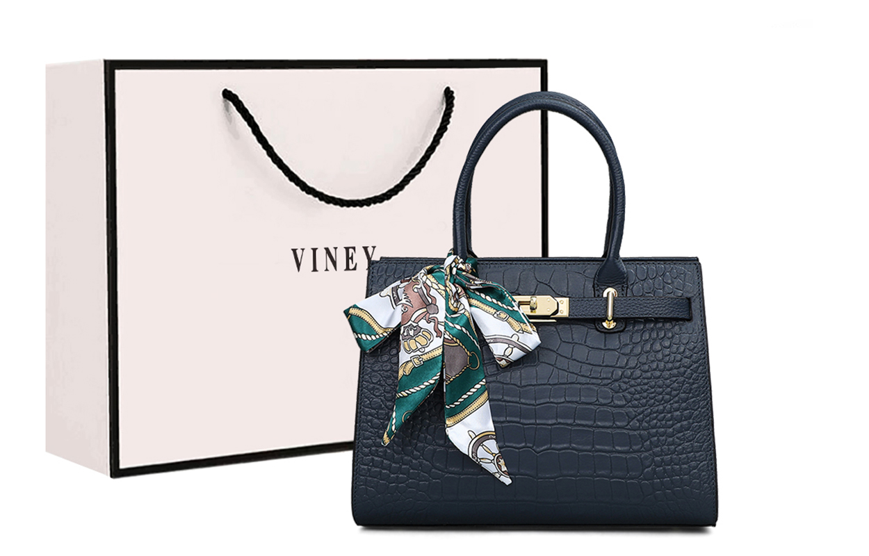 Сумка женская из кожи коровы Tubas сине-черная VINEY, абрикос
Сумка женская из кожи коровы Tubas сине-черная VINEY, абрикос