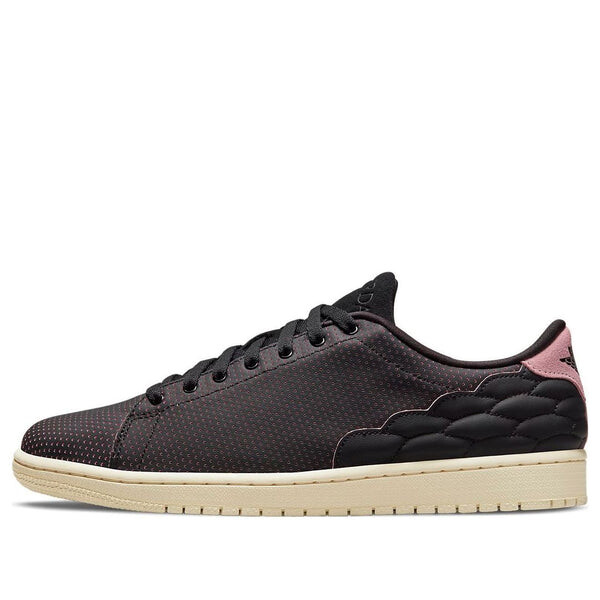 Кроссовки 1 центральный корт Air Jordan, черный
Кроссовки 1 центральный корт Air Jordan, черный