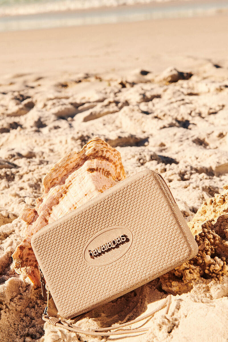 Мини-сумка с блестками Havaianas Havaianas, желтый
Мини-сумка с блестками Havaianas Havaianas, желтый