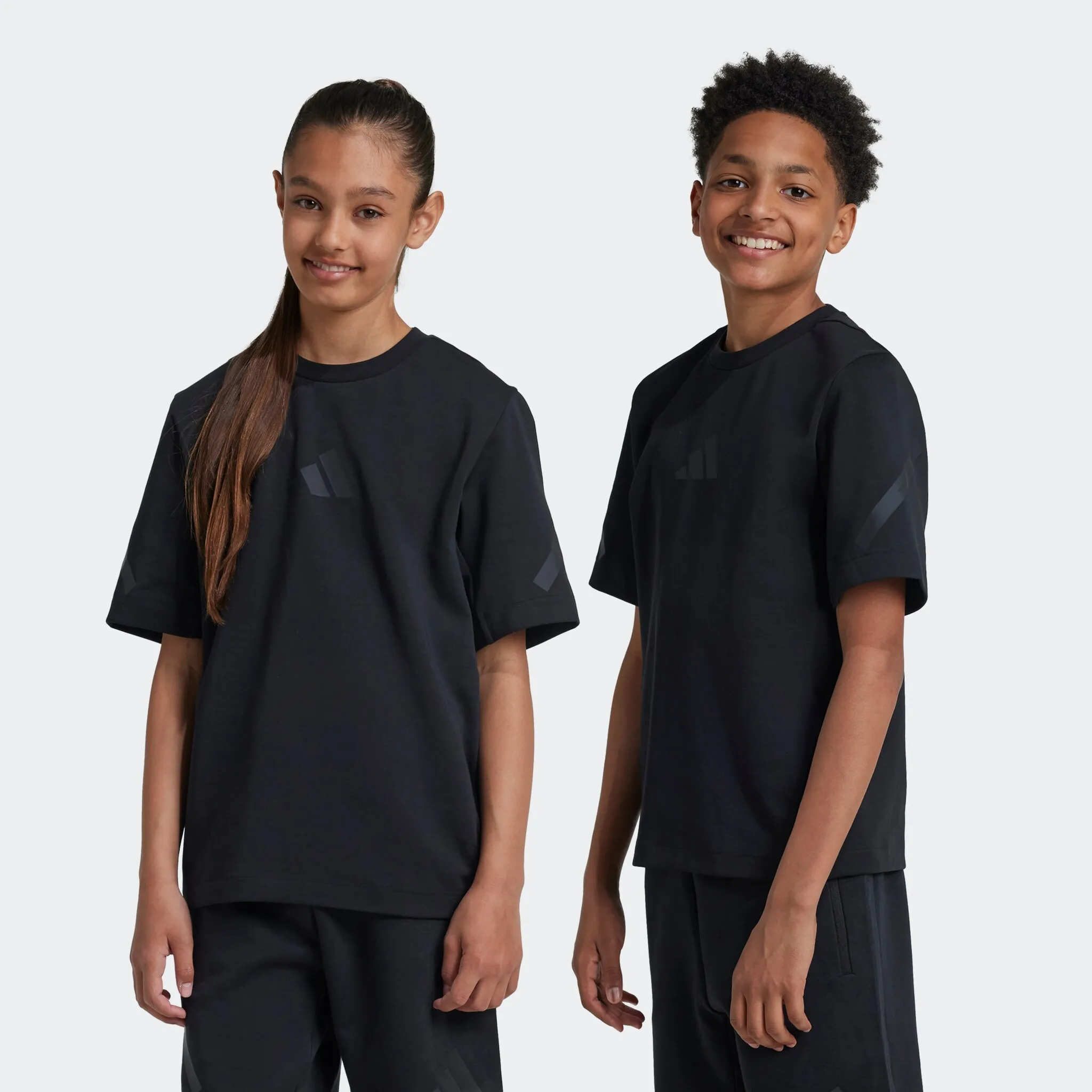 Футболка adidas Sportswear «J ZNE TEE», цвет Black / Black
Футболка adidas Sportswear «J ZNE TEE», цвет Black / Black