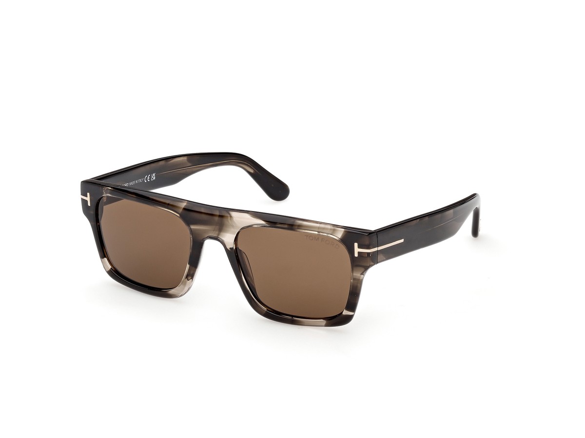 Мужские солнцезащитные очки FT1337 TOM FORD
Мужские солнцезащитные очки FT1337 TOM FORD