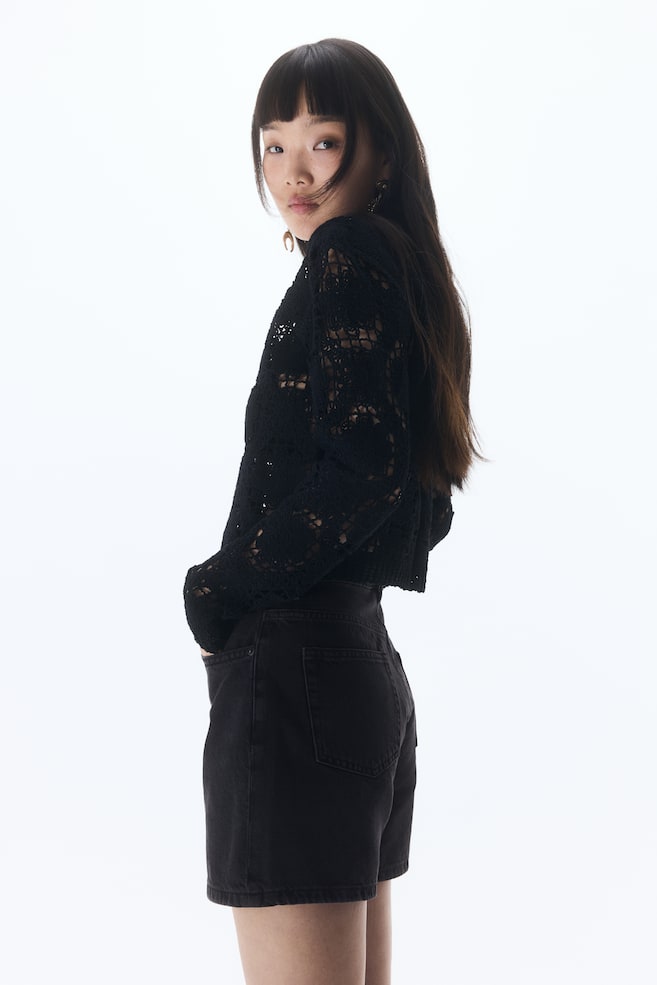 Джинсовые шорты с высокой талией H&M, черный
Джинсовые шорты с высокой талией H&M, черный