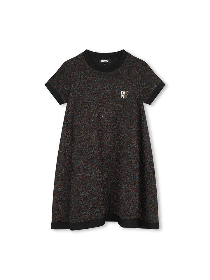 Платье в черном DKNY
Платье в черном DKNY