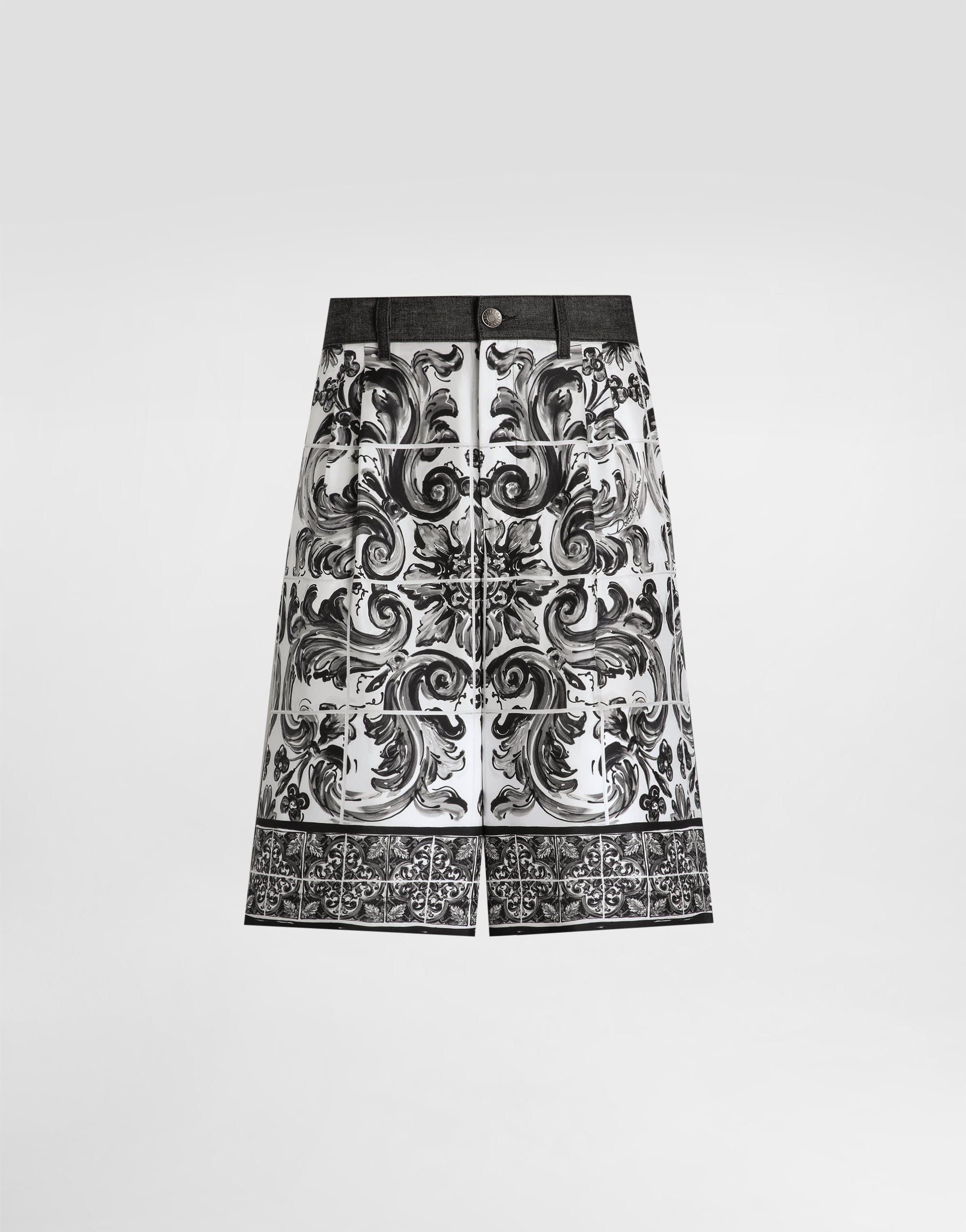 Джинсовые бермуды с принтом "майолика" Dolce & Gabbana, мультиколор
Джинсовые бермуды с принтом "майолика" Dolce & Gabbana, мультиколор