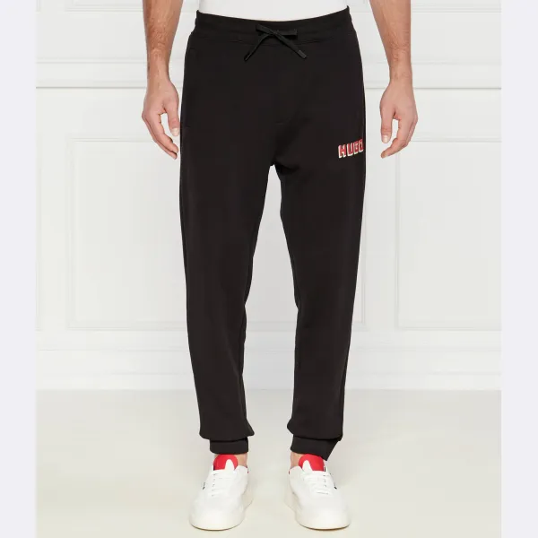 Спортивные брюки Diqomo стандартного кроя Hugo, черный
Спортивные брюки Diqomo стандартного кроя Hugo, черный