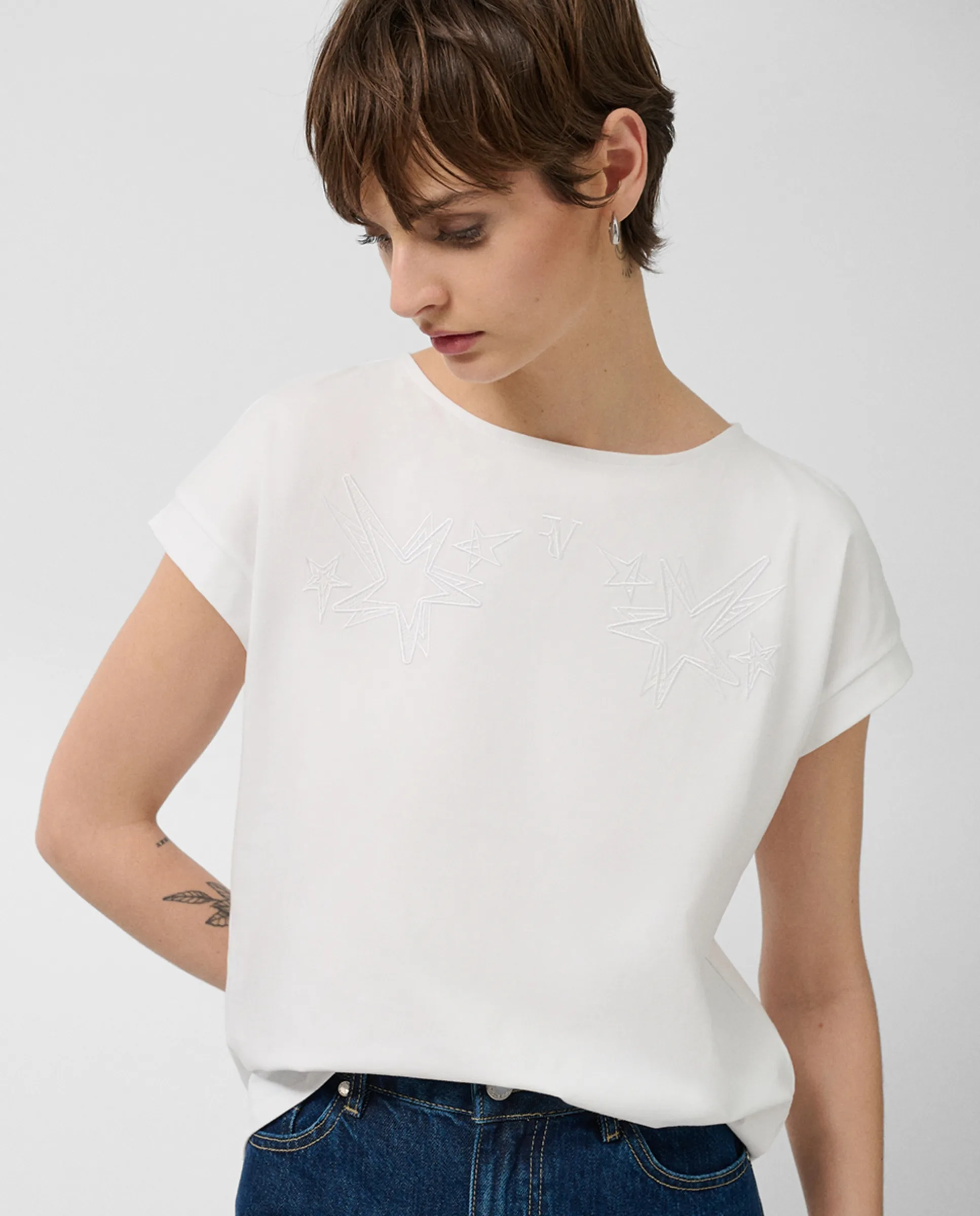 Женская оверсайз майка со звездами Roberto Verino, белый
Женская оверсайз майка со звездами Roberto Verino, белый