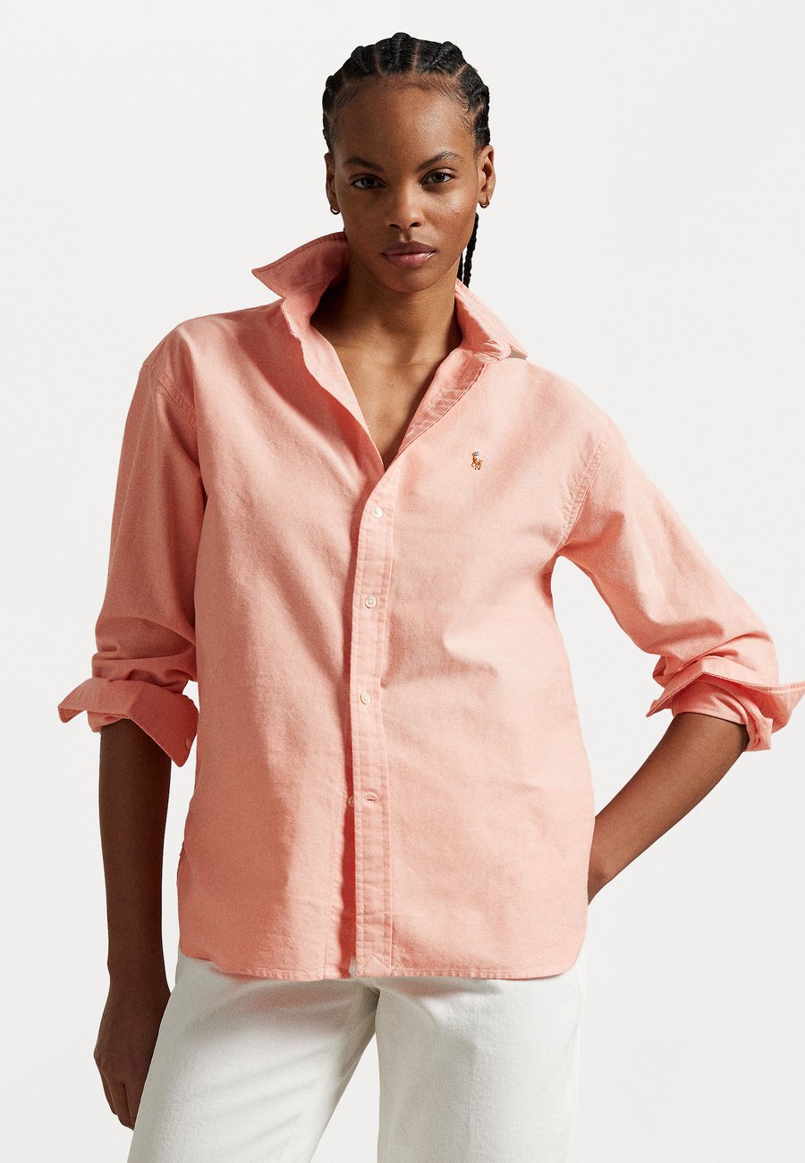 Блуза Polo Ralph Lauren RELAXED FIT COTTON OXFORD SHIRT, Peach Tree/Orange
Блуза Polo Ralph Lauren RELAXED FIT COTTON OXFORD SHIRT, Peach Tree/Orange