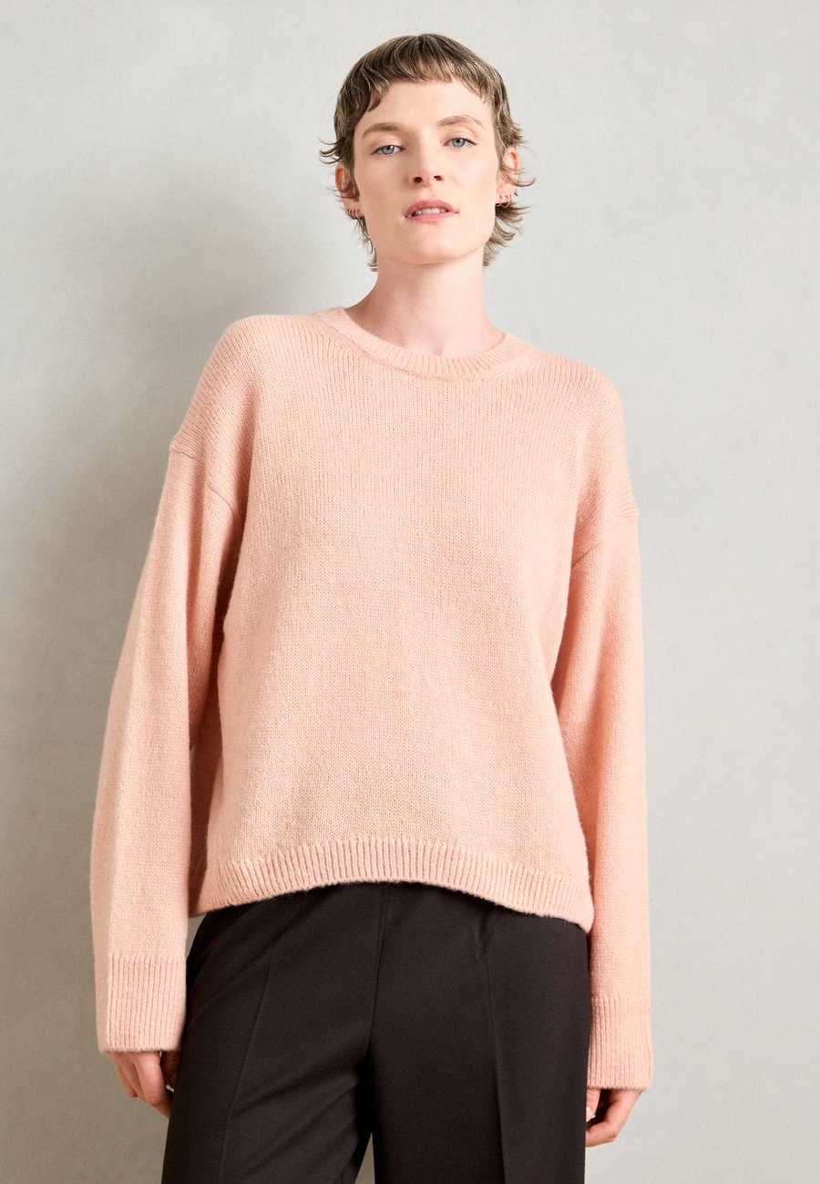 Джемпер Marc O'Polo LONGSLEEVE ROUND NECK, Pastel Rose/Nude
Джемпер Marc O'Polo LONGSLEEVE ROUND NECK, Pastel Rose/Nude