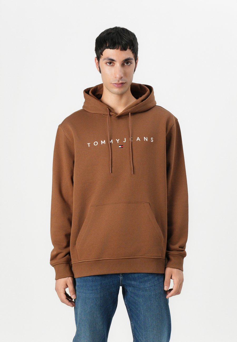 Толстовка Tommy Jeans LINEAR LOGO HOODIE, Pecan Nut/Brown
Толстовка Tommy Jeans LINEAR LOGO HOODIE, Pecan Nut/Brown