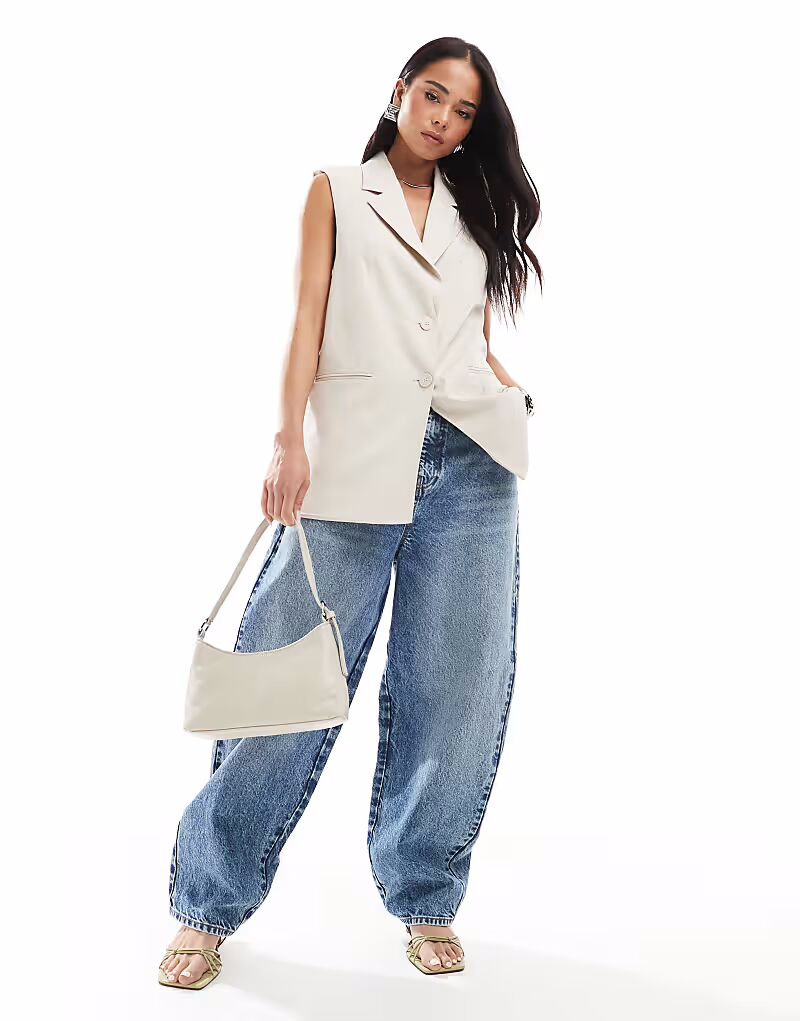 Удлиненный жилет Stradivarius цвета экрю 
Удлиненный жилет Stradivarius цвета экрю