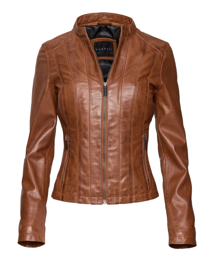 Классическая кожаная куртка с карманами на молнии. Bugatti, коричневый
Классическая кожаная куртка с карманами на молнии. Bugatti, коричневый