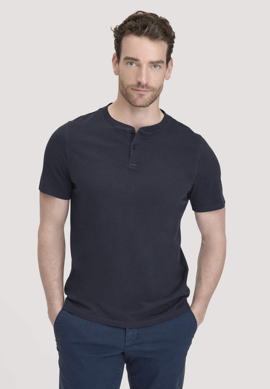 Футболка Hessnatur Basic T-shirt, Marine/Dark Blue, Синий, Футболка Hessnatur Basic T-shirt, Marine/Dark Blue
Футболка Hessnatur Basic T-shirt, Marine/Dark Blue, Синий, Футболка Hessnatur Basic T-shirt, Marine/Dark Blue