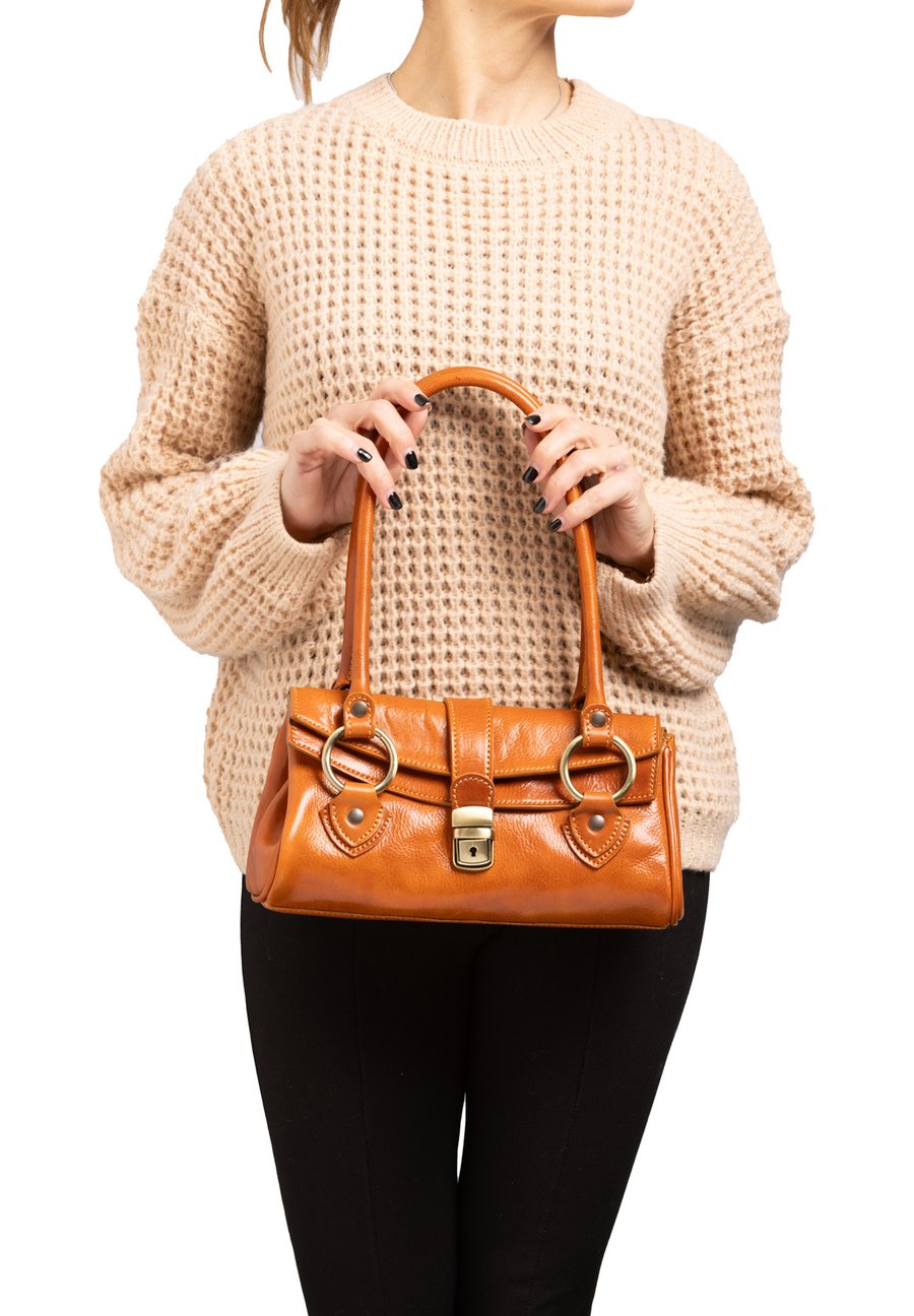 Сумка Chiara Ferretti BOWLER, Cognac
Сумка Chiara Ferretti BOWLER, Cognac