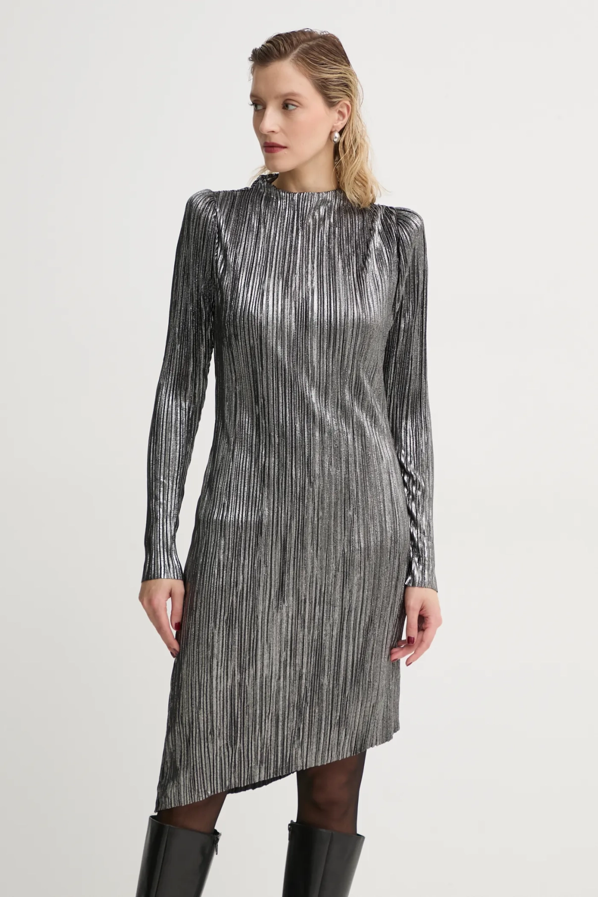 Платье Bruuns Bazaar, серебряный
Платье Bruuns Bazaar, серебряный