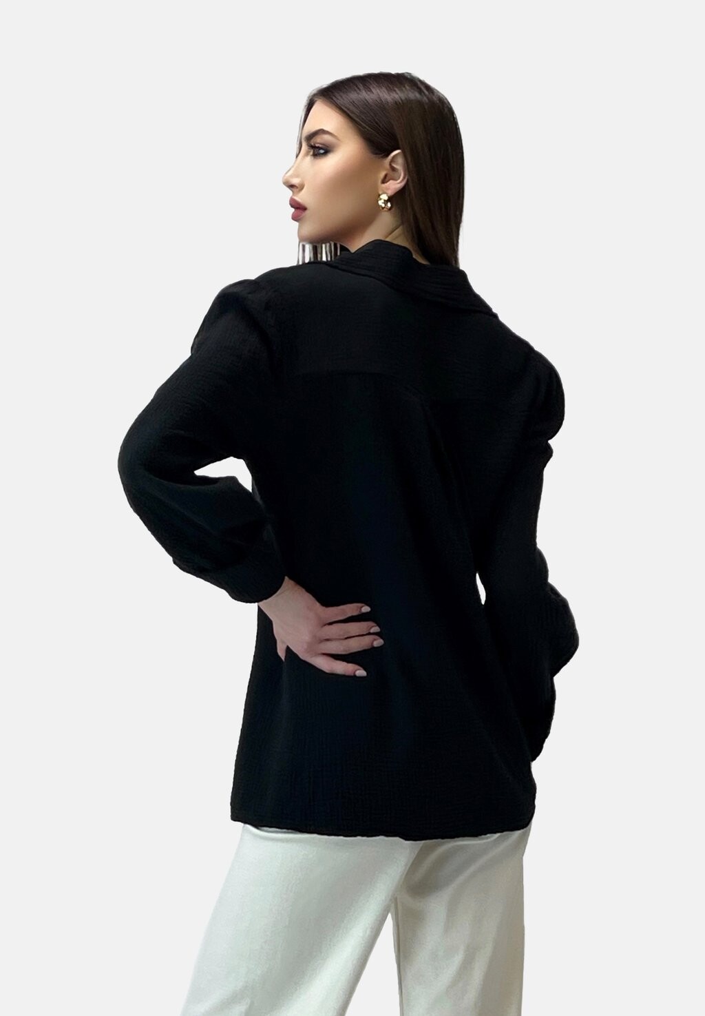 Блузка на пуговицах Elara, черный
Блузка на пуговицах Elara, черный