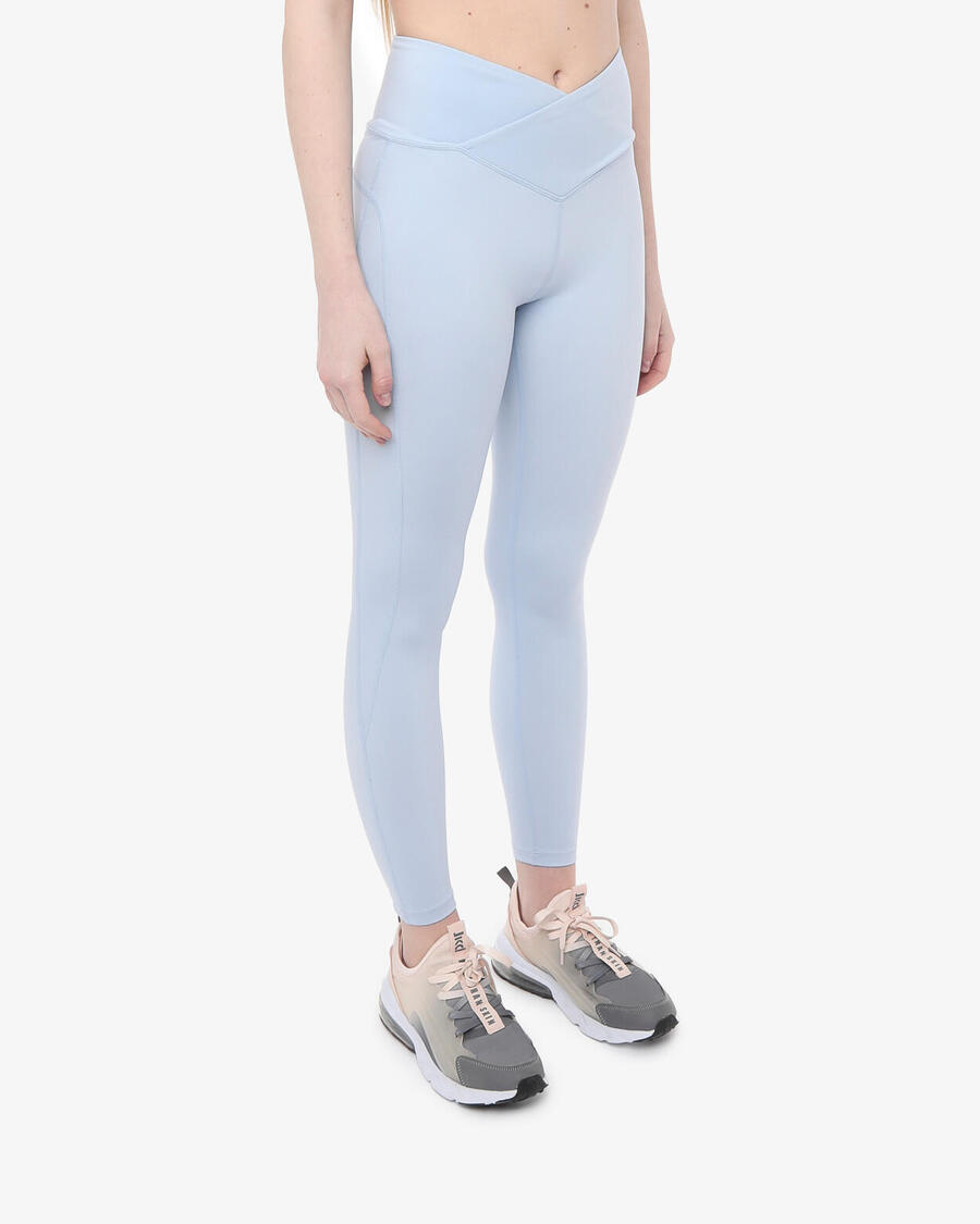 JAKED светло-голубые синтетические леггинсы для фитнеса для женщин
JAKED светло-голубые синтетические леггинсы для фитнеса для женщин