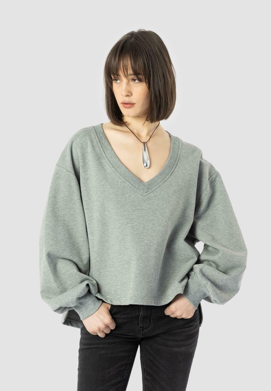 Толстовка Elias Rumelis HAZEL , Grey Melange/Mottled Grey
Толстовка Elias Rumelis HAZEL , Grey Melange/Mottled Grey