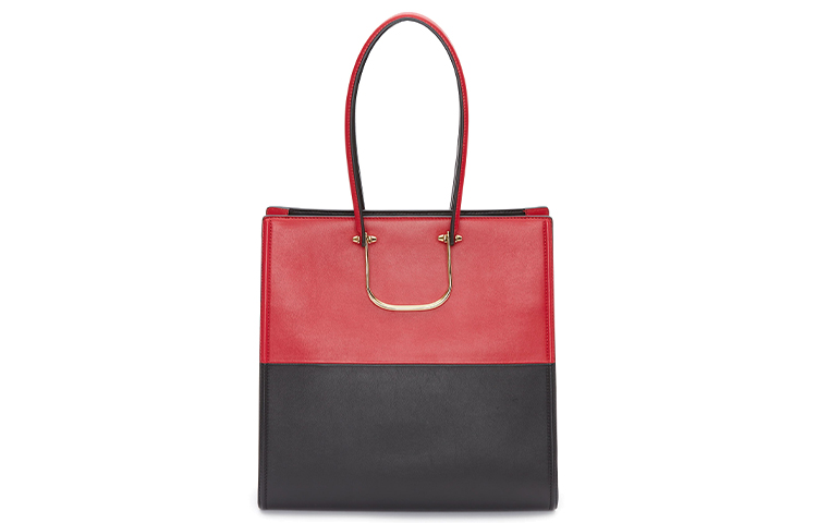 Сумка женская из кожи коровы черно-красная Alexander McQueen
Сумка женская из кожи коровы черно-красная Alexander McQueen