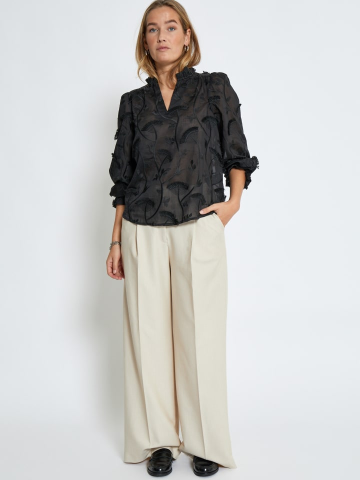 Рубашка черного цвета minus
Рубашка черного цвета minus