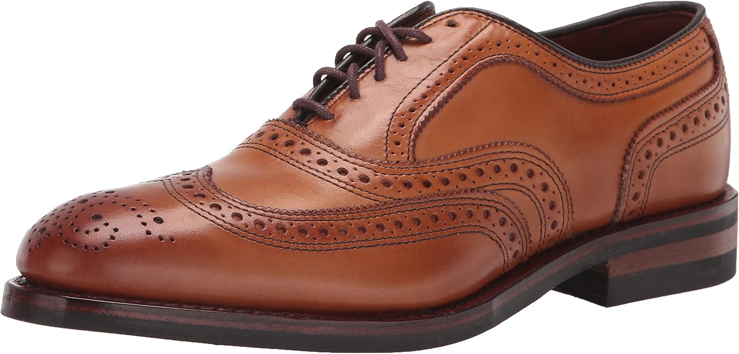 Мужские ботинки Allen Edmonds McAllister Wing Tip, Walnut
Мужские ботинки Allen Edmonds McAllister Wing Tip, Walnut