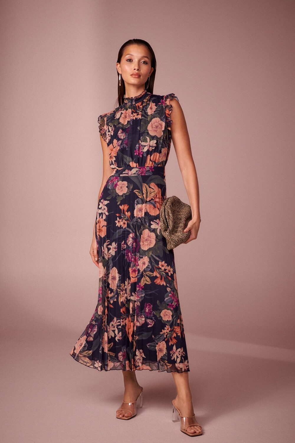 Плиссированное платье миди из цветочной сетки Next, синий
Плиссированное платье миди из цветочной сетки Next, синий