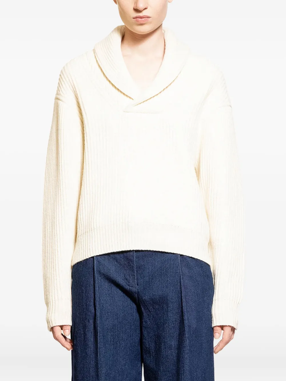 Свитер в рубчик с воротником-шалькой The Garment, нейтральный
Свитер в рубчик с воротником-шалькой The Garment, нейтральный