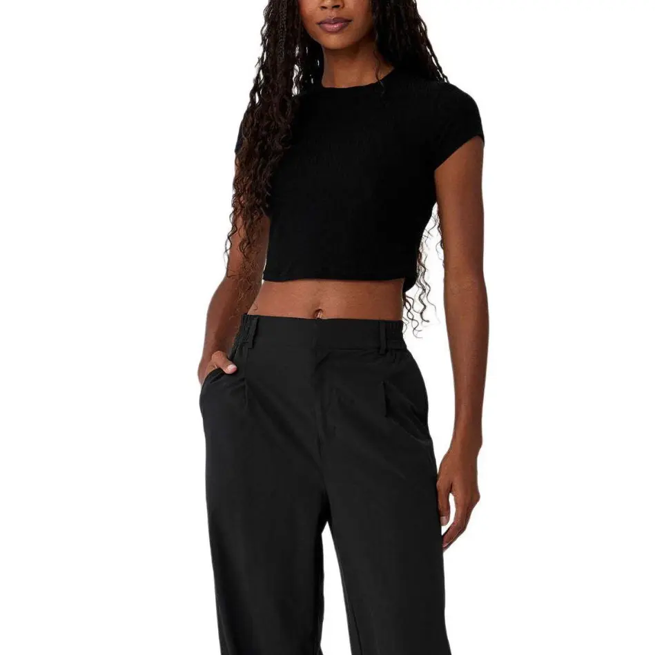 Обычная футболка женская Alo Yoga, черный
Обычная футболка женская Alo Yoga, черный