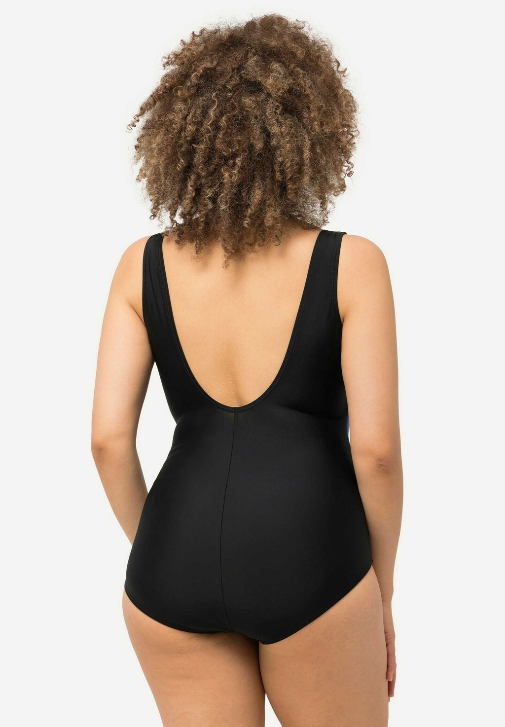 Купальник FARBVERLAUF SOFTCUPS Ulla Popken, черный
Купальник FARBVERLAUF SOFTCUPS Ulla Popken, черный