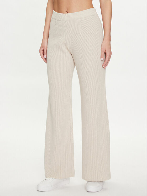 Спортивные брюки стандартного кроя Pangaia, бежевый
Спортивные брюки стандартного кроя Pangaia, бежевый