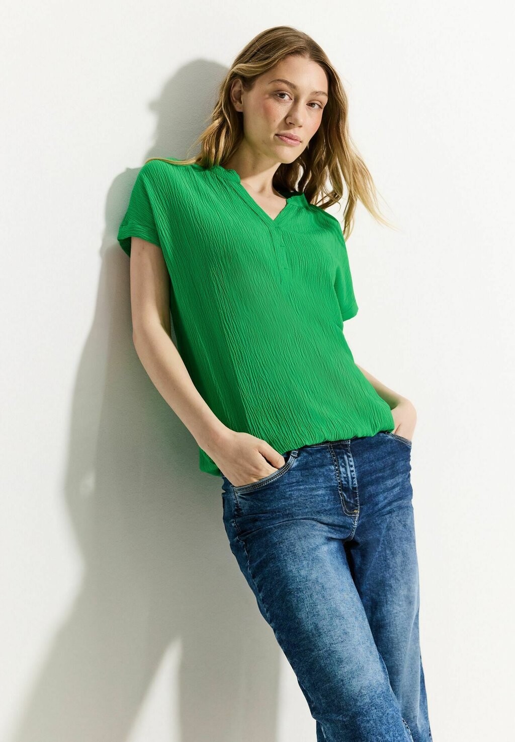 Блуза CREPE Cecil, зеленый
Блуза CREPE Cecil, зеленый