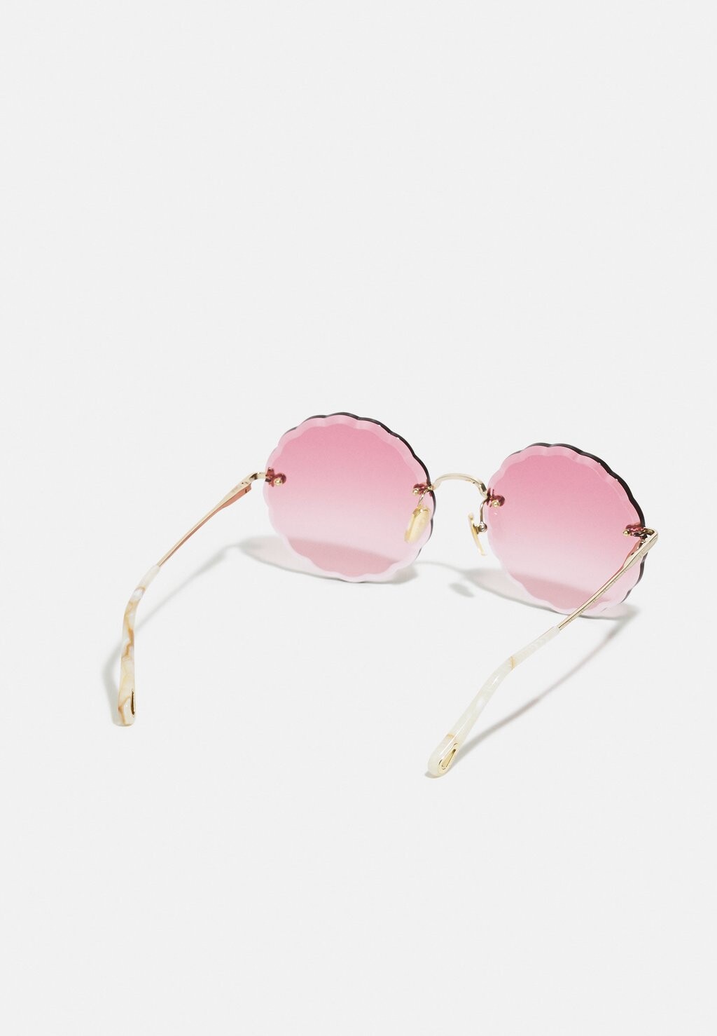 Солнцезащитные очки Rosie Rimless Rounded Metal Sunglasses CHLOÉ, цвет gold-coloured/pink
Солнцезащитные очки Rosie Rimless Rounded Metal Sunglasses CHLOÉ, цвет gold-coloured/pink