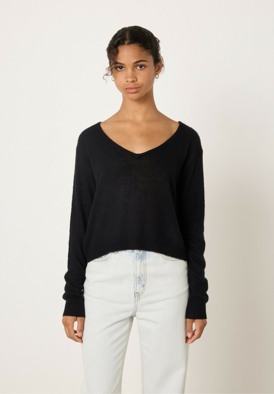 Джемпер American Vintage DUMY, Noir/Black
Джемпер American Vintage DUMY, Noir/Black